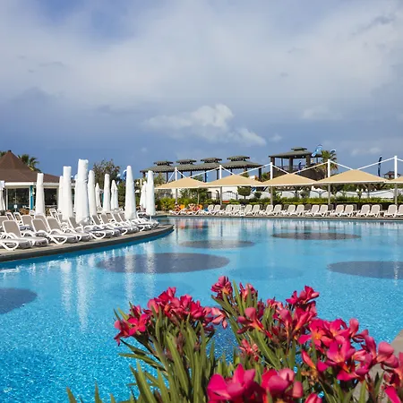 Ξενοδοχείο Orange County 5*