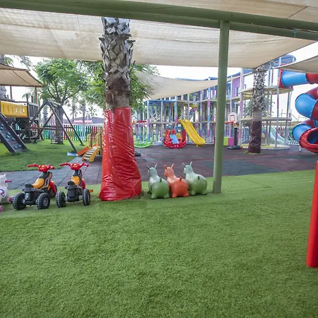 Orange County Hotel 5*