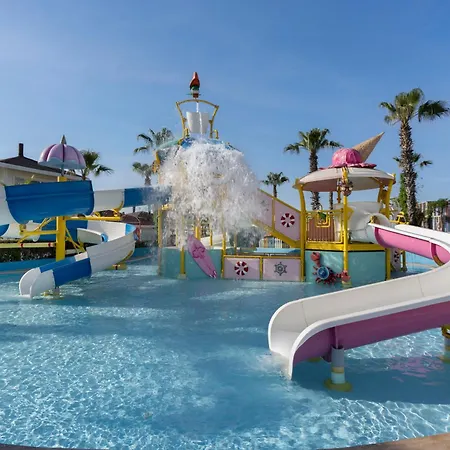 Orange County Hotel 5*